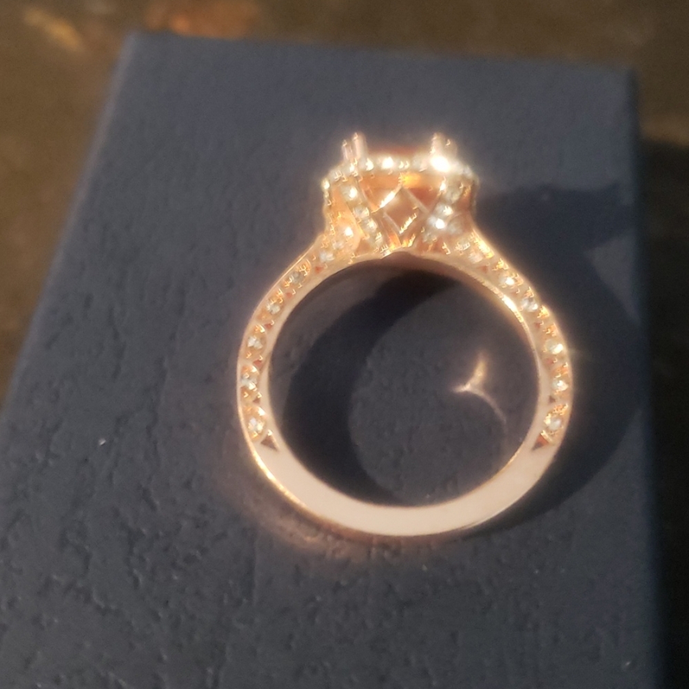 Women ring - Picture 3 of 5